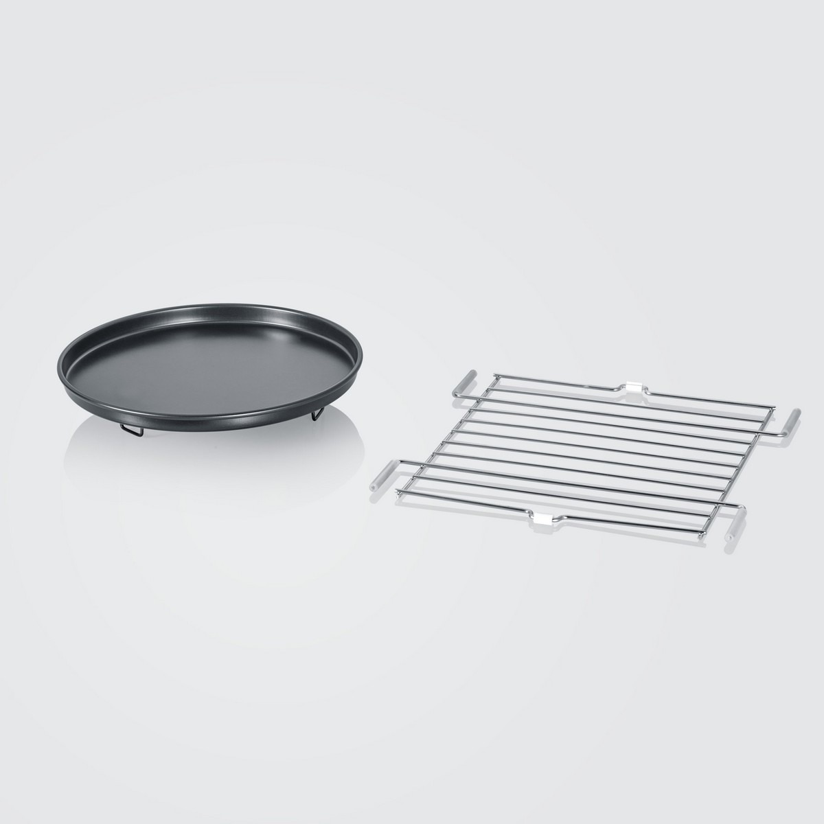 Micro-ondas com Grill e Convecção Severin MW7777 sem Prato, de 900 W e Capacidade de 25 Litros - Inox Inox-7