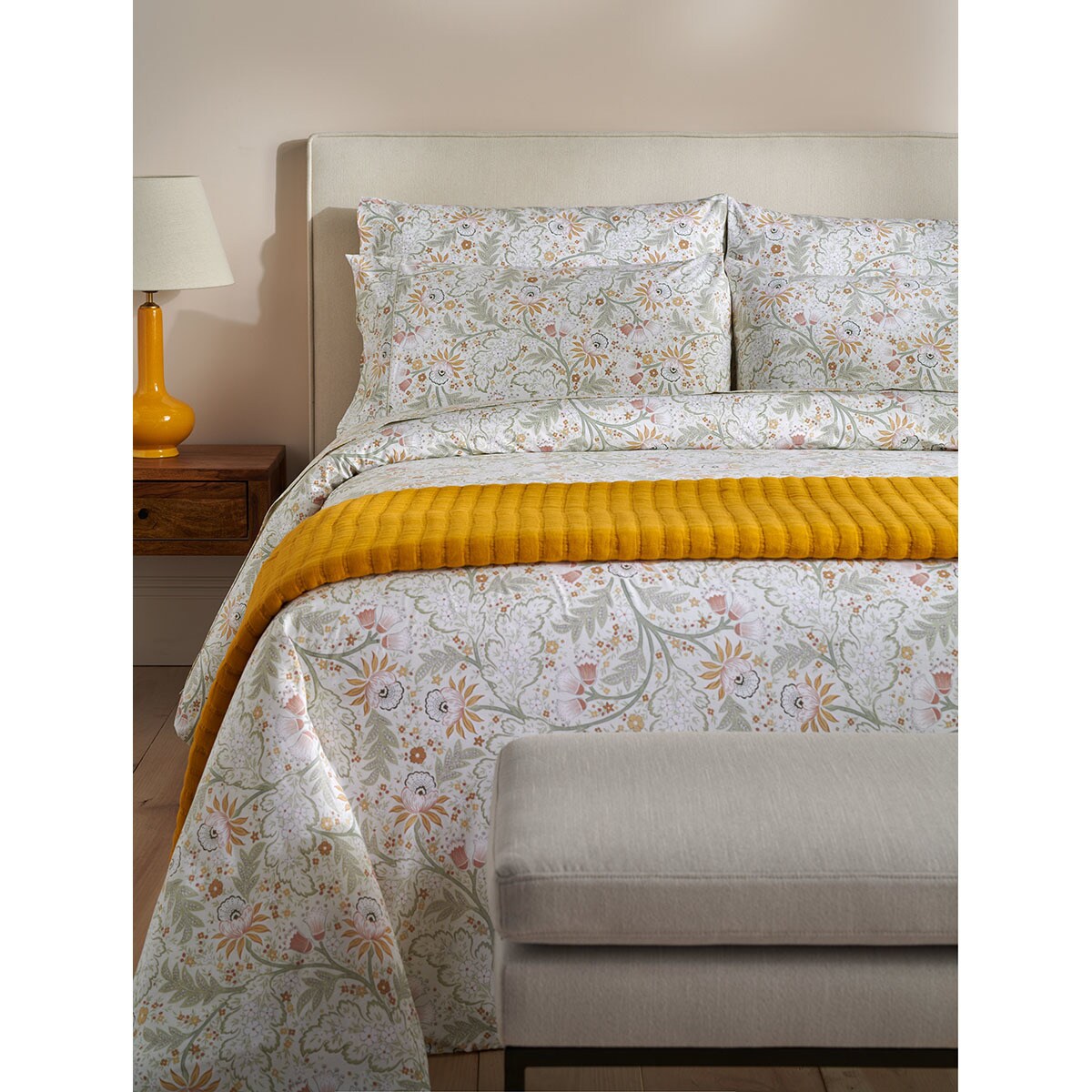 Cabeceira de cama individual estofada Shiraz Síria Cru-5