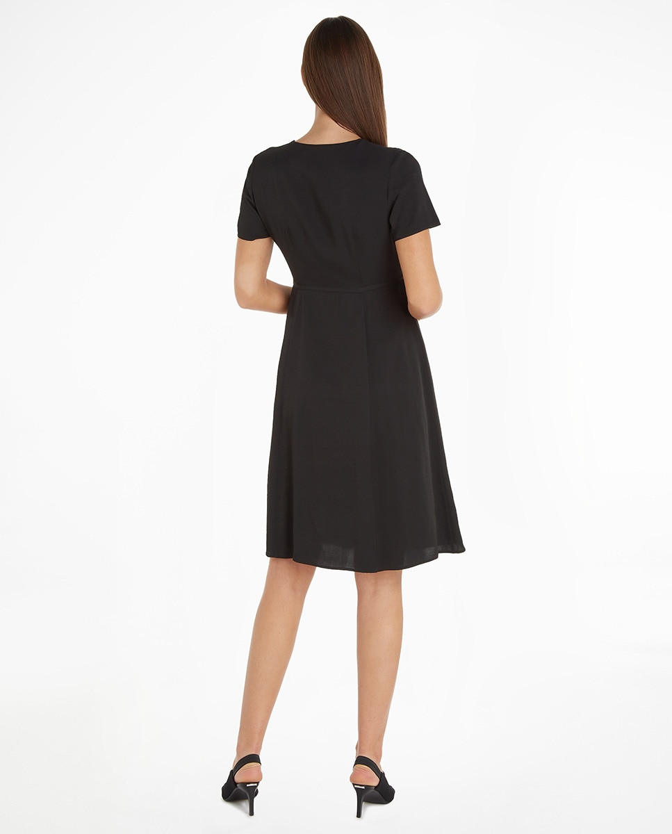 Vestido de Manga Curta Preto-2