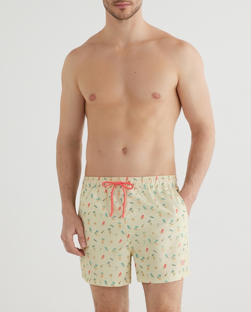 Imagen 0 de Bañador bermuda de hombre amarillo estampado