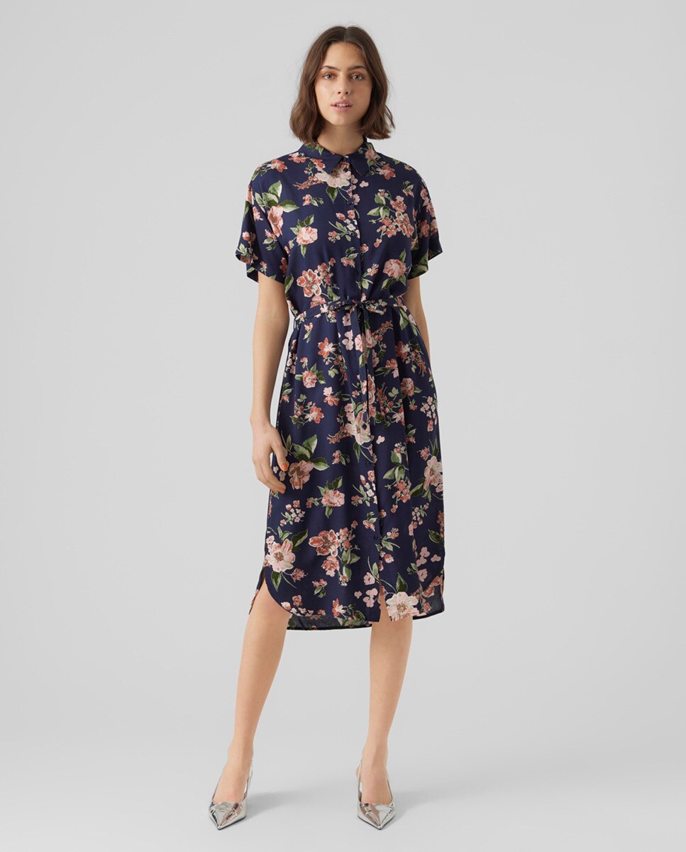Robe midi à manches courtes