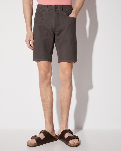 Imagen 0 de Bermuda cinco bolsillos de hombre con algodón BCI bi-stretch liso