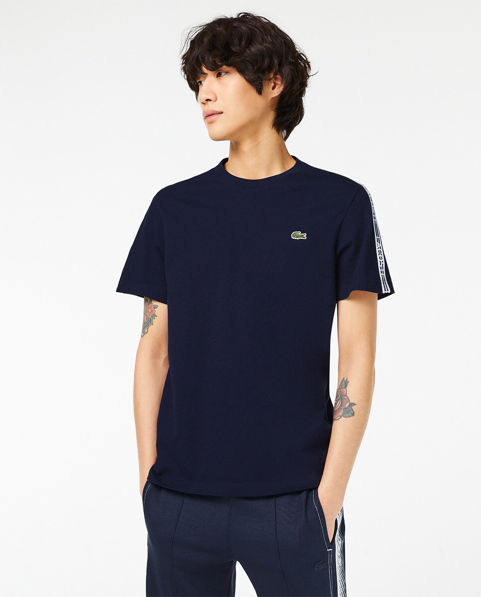 Tshirt Lacoste regular fit avec rayure avec logo