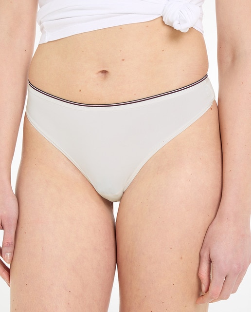Imagen 0 de Tanga con cinta distintiva