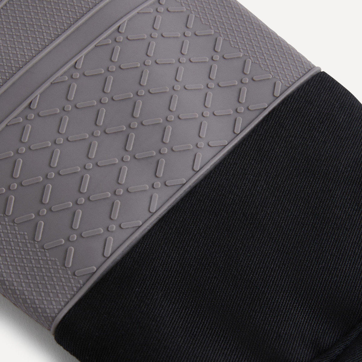 Juego de 2 manoplas de silicona Grilly II El Corte Inglés Gris-3