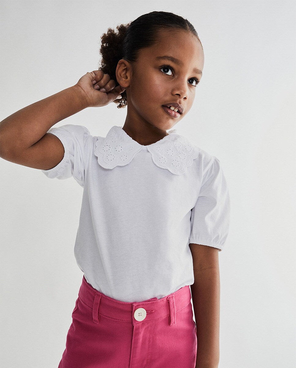 Tshirt col broderies