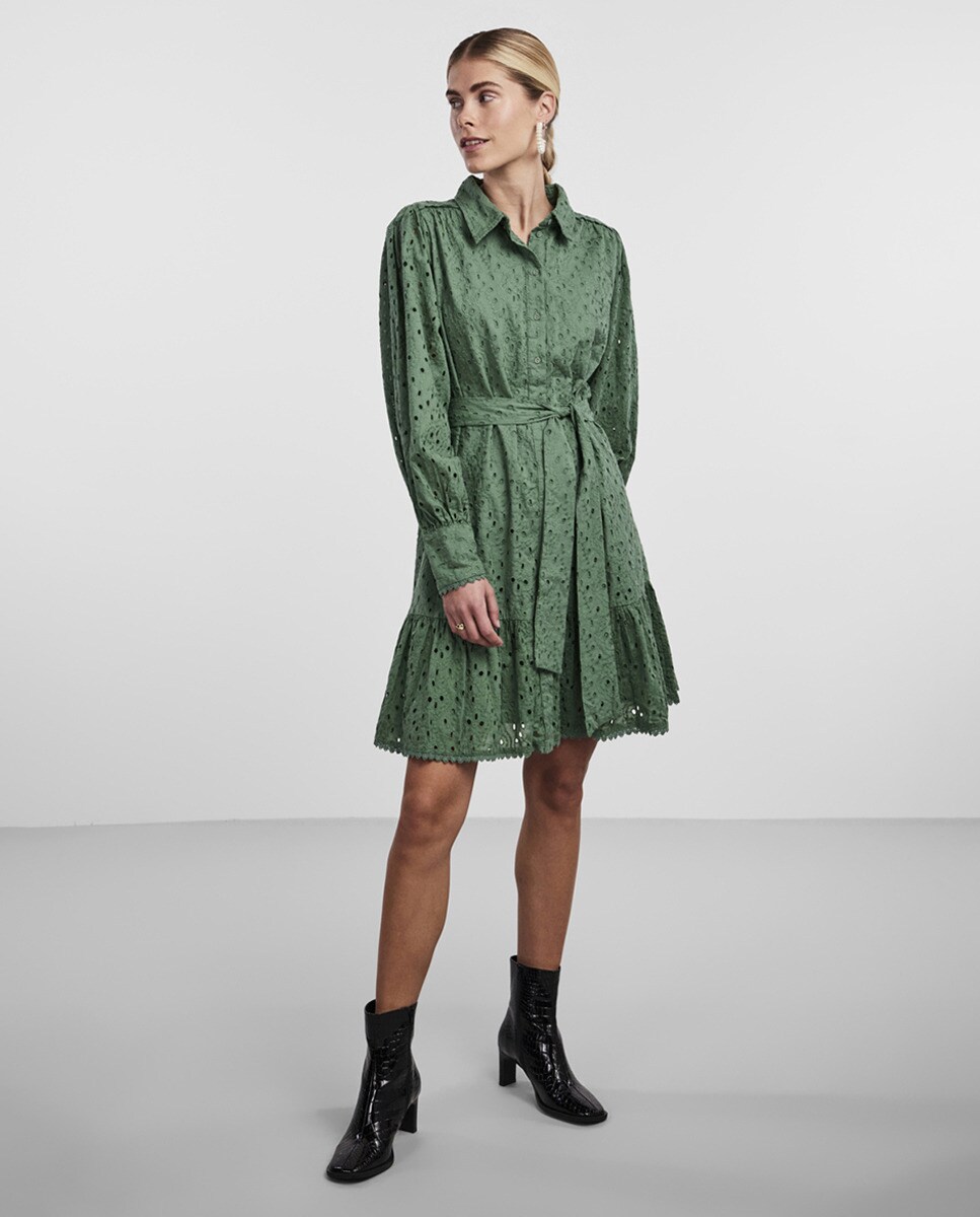 Robe courte ajourée