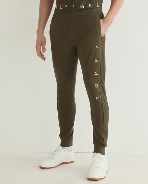 Imagen 0 de Pantalón de chándal de hombre regular verde