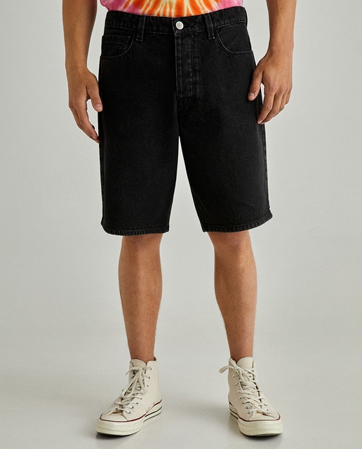 Imagen 0 de Bermuda vaquera de hombre lisa