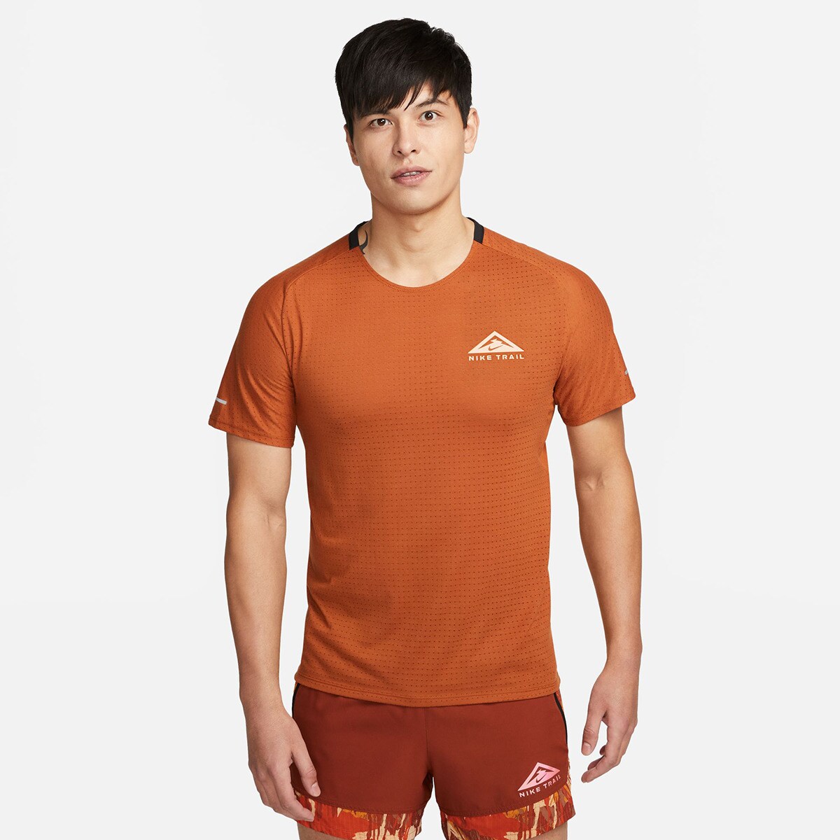 Tshirt DriFIT Trail Solar Chase Nike