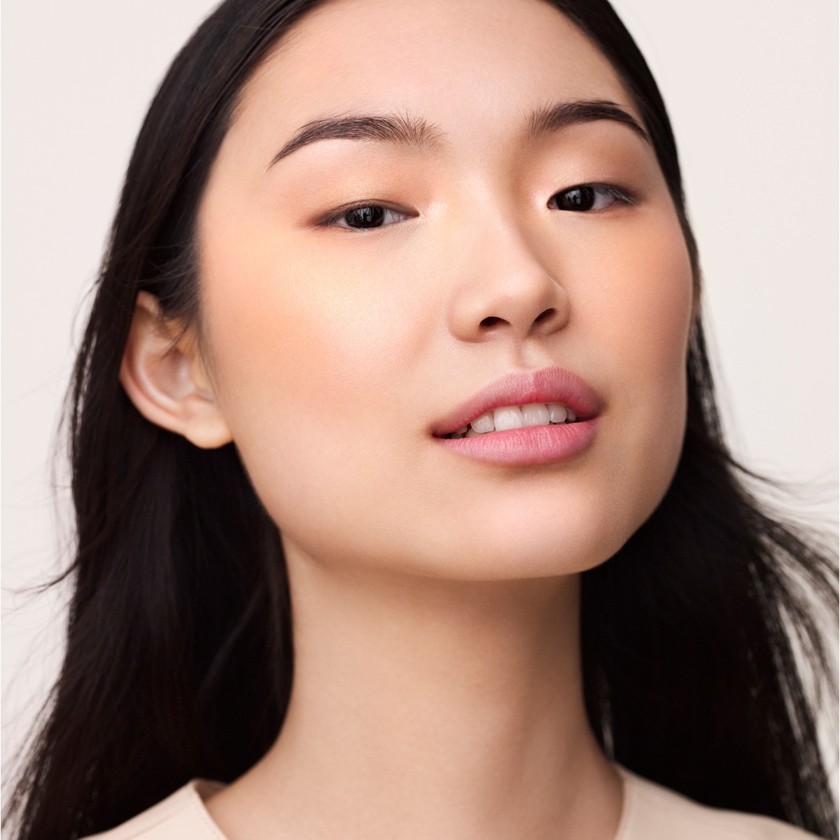 Pó Mineral Iridescente H TRIO Hermès Plein Air - 18 g 2 - Corail Mojave-8