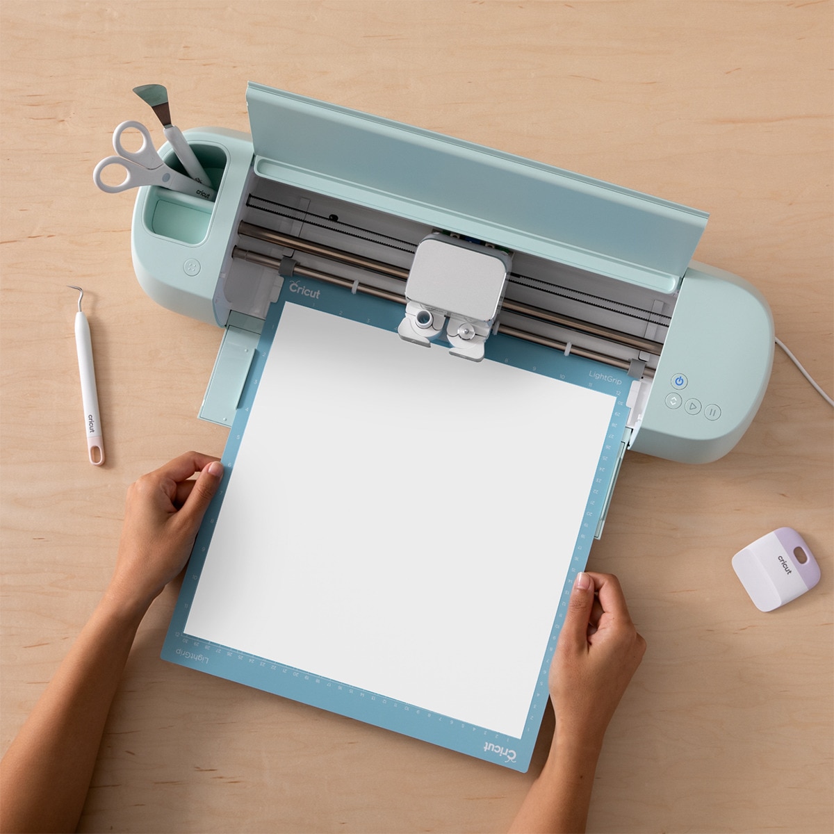 Vinilo termoadhesivo Cricut con cambio de color UV 12x19 Amarillo-8