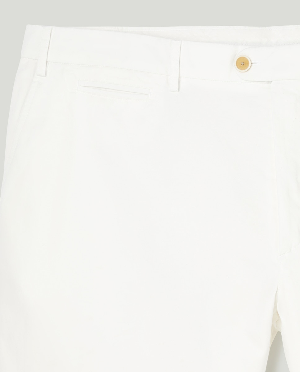Bermudas Regular Lisas Tamanhos Grandes Branco-5