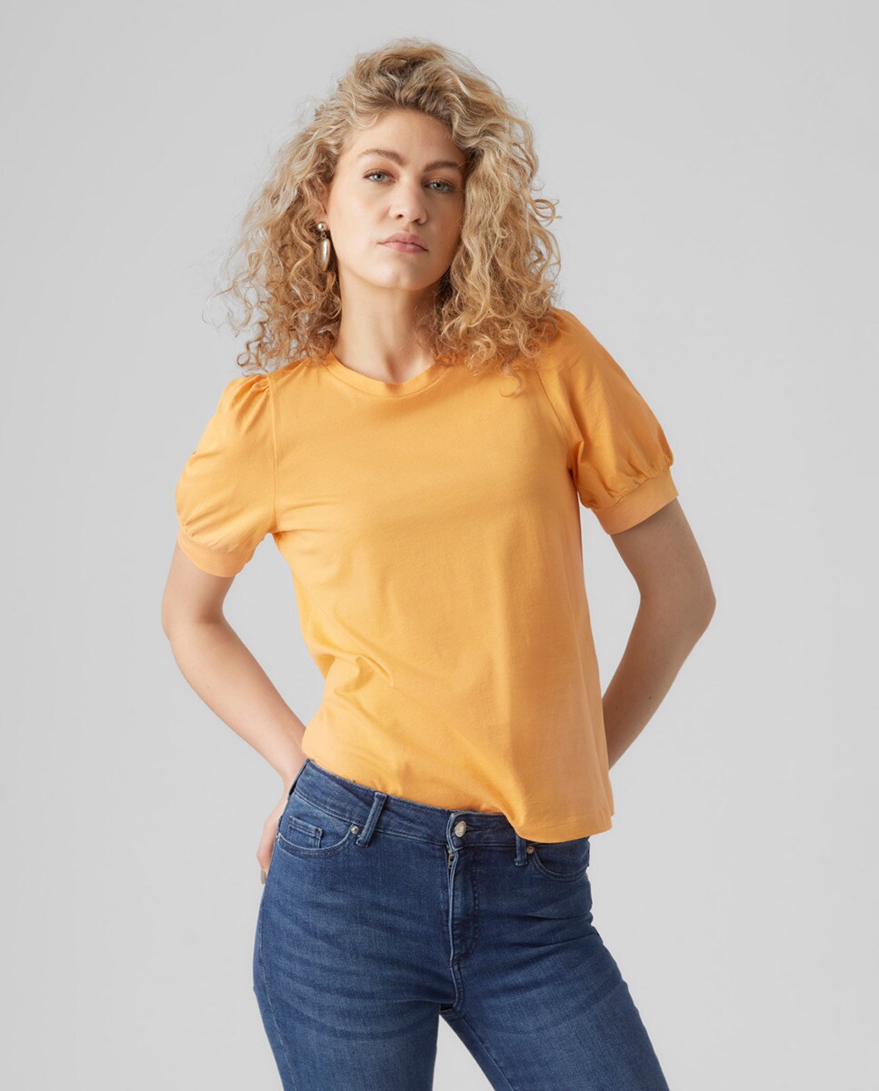 Tshirt à manches courtes resserrées