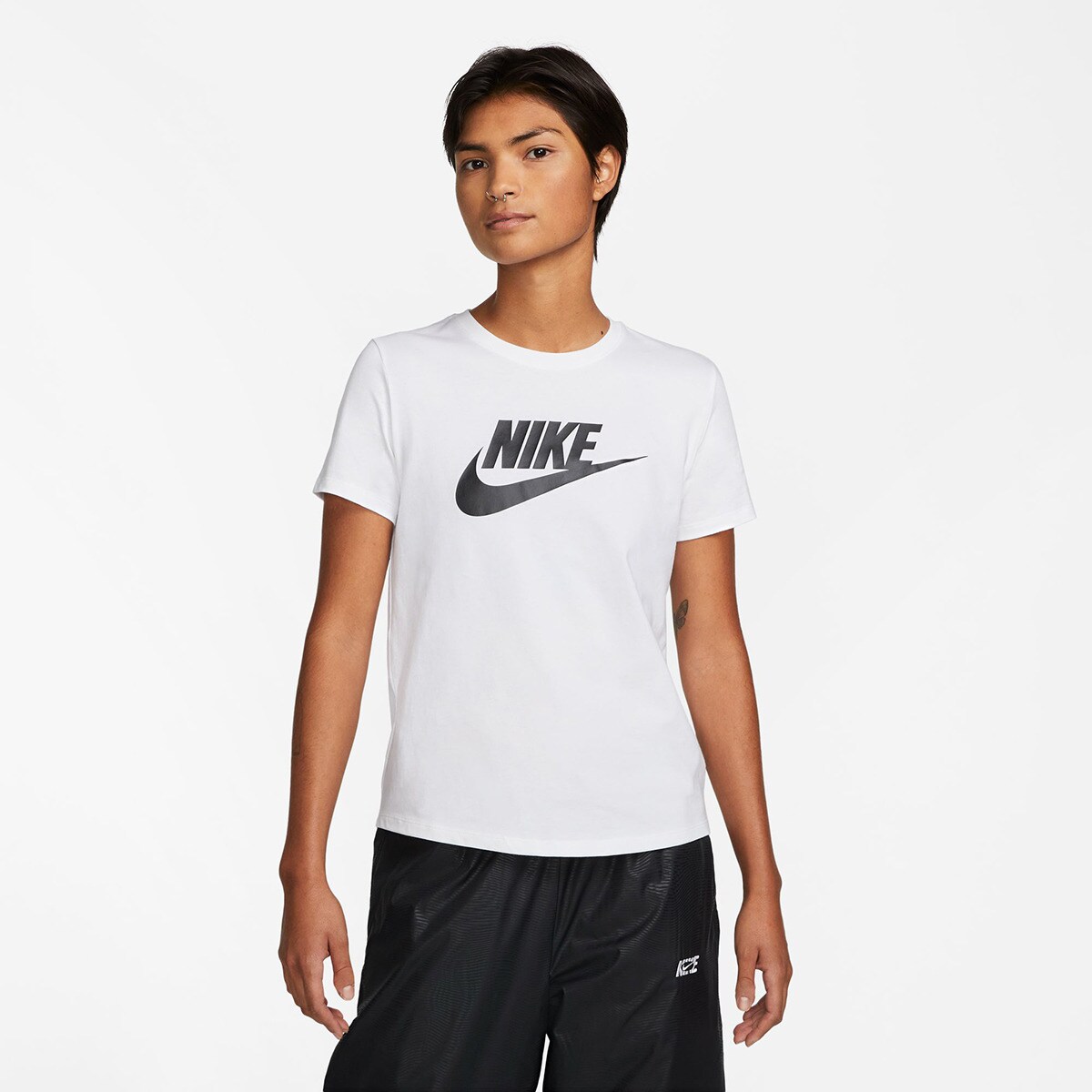 Tshirt Sportswear Essentials Nike