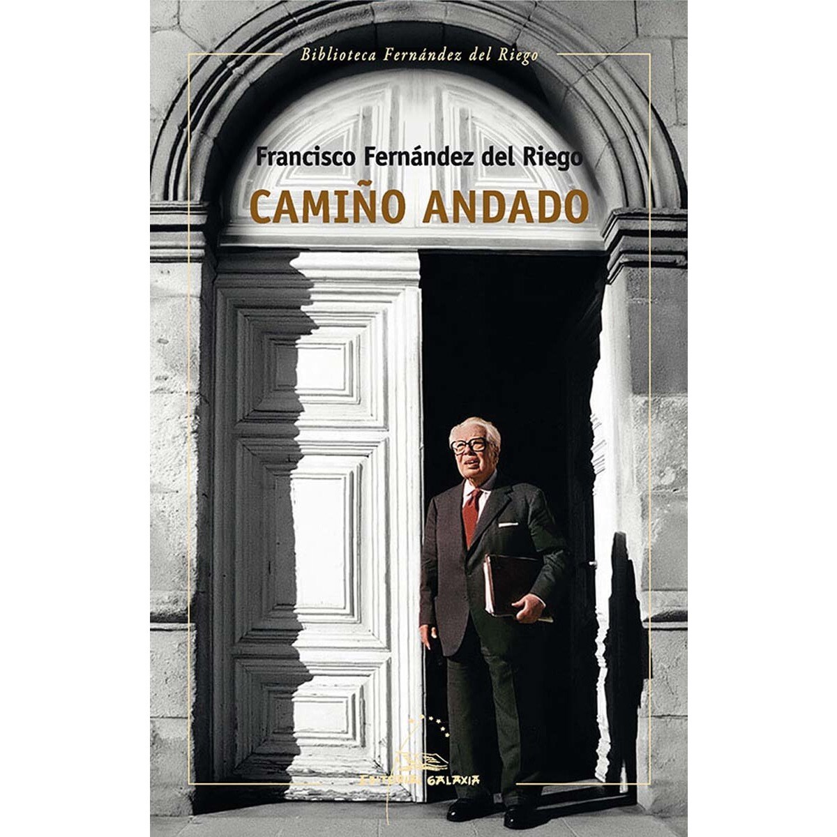 Camiño andado (Capa mole com abas) 1