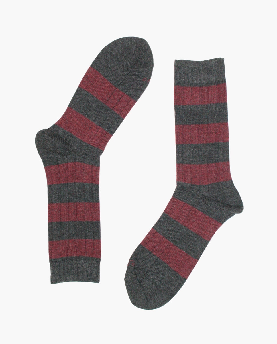 Imagem 0 de Meias Curtas às Riscas