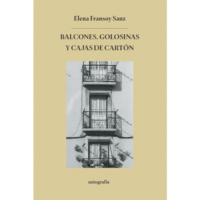 Balcones, golosinas y cajas de cartón 1