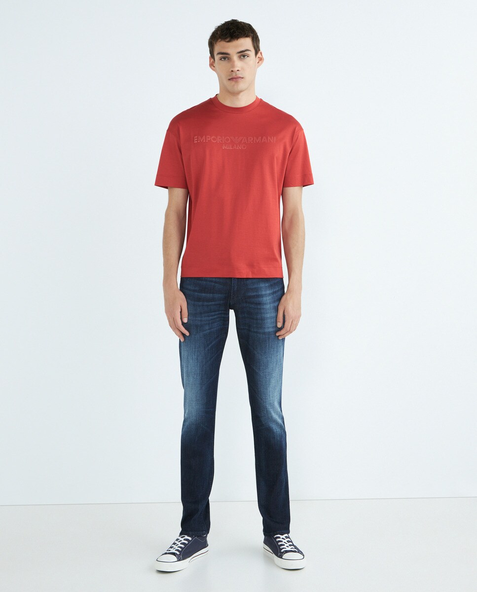 Jean J06 slim fit à taille normale basse