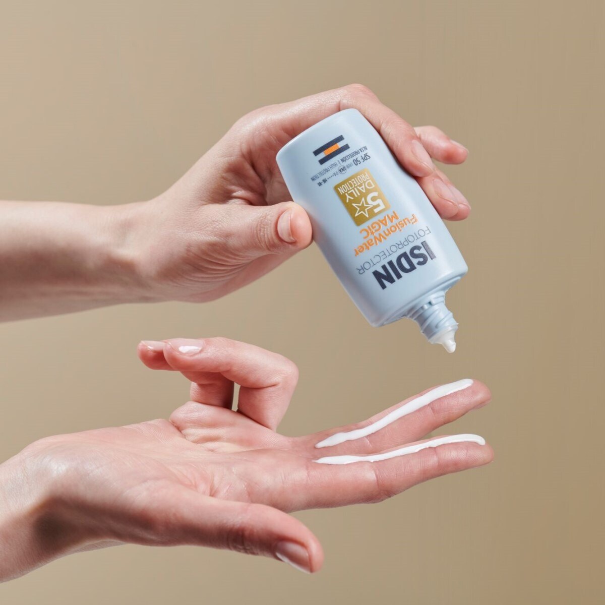 Protetor Solar Facial Fotoprotector Fusion Water Magic SPF 50 - 50 ml 3
