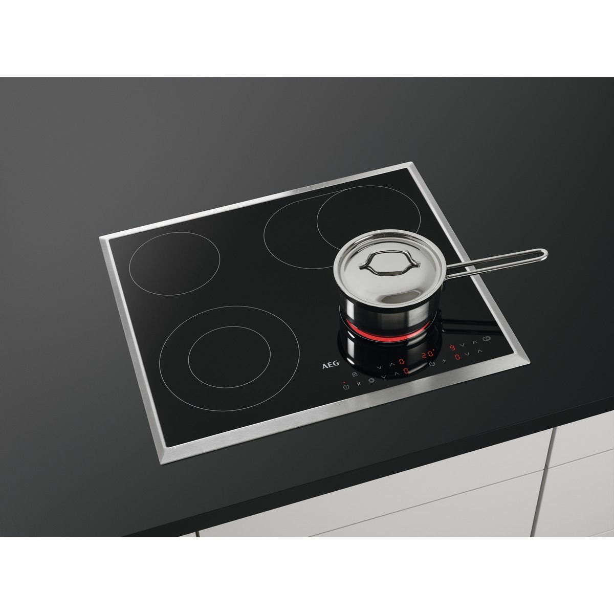 Placa vitrocerámica AEG con 4 zonas de cocción Serie 3000 - HK634060XB Negro-3