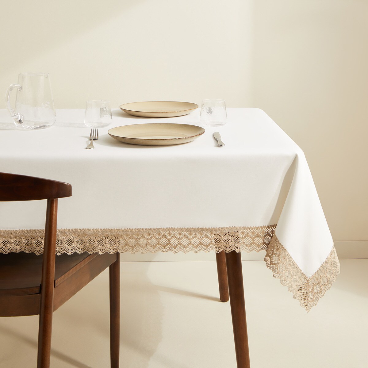 Toalha de mesa antimanchas resinada Wendy Cru-1