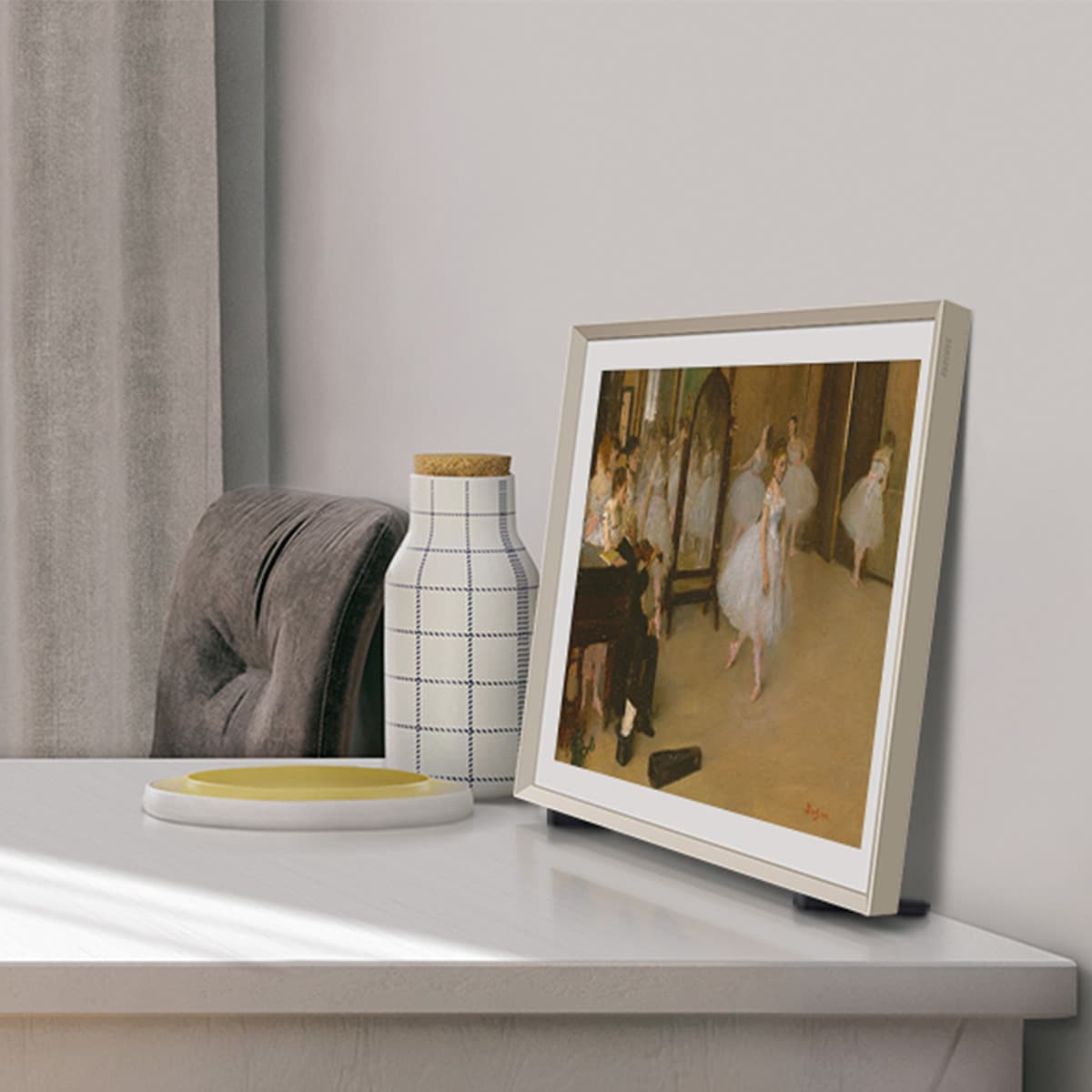 TV Samsung QLED 32" The Frame TQ32LS03C 4K Display Matte, Smart TV. Suporte Slim Incluído para Colocar na Parede 9