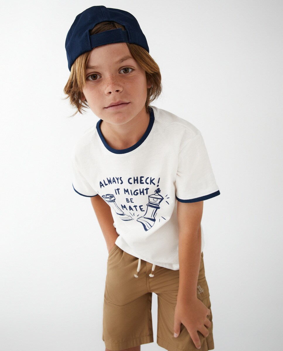 Tshirt % avec imprimé placé devant