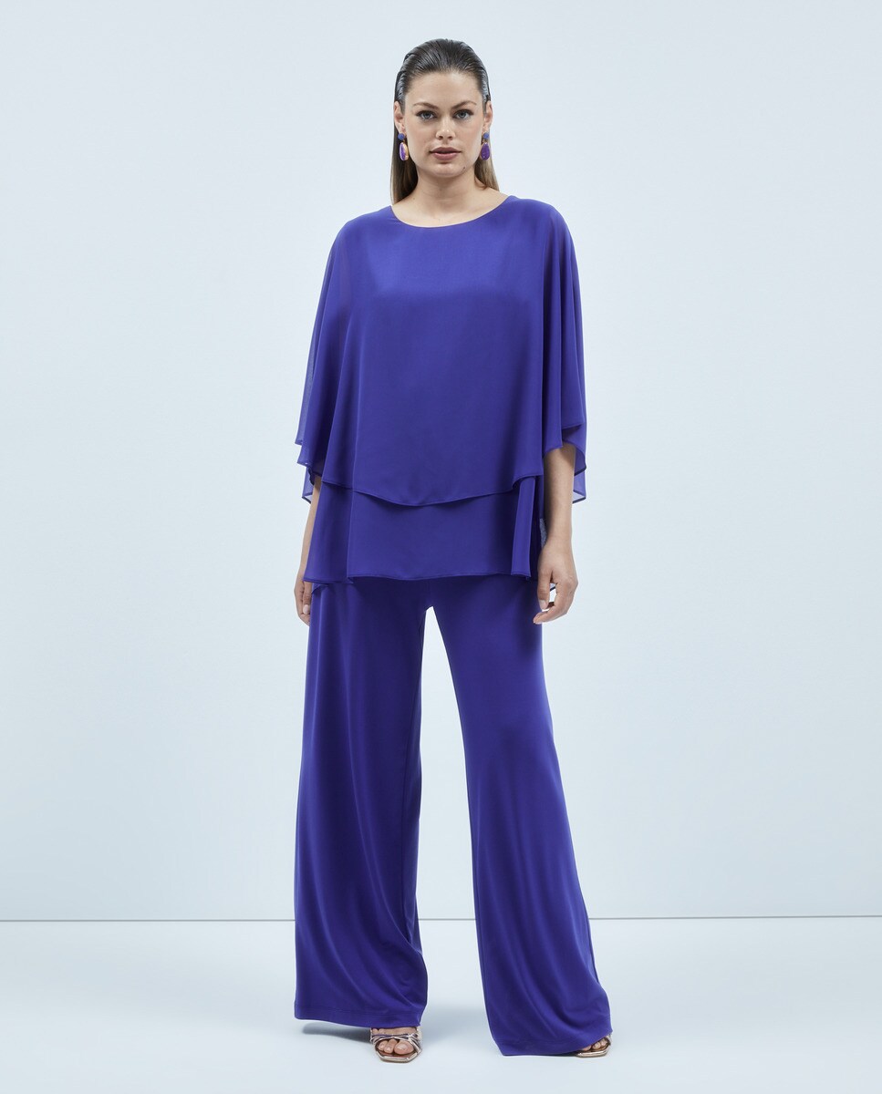 Combinaison avec cape