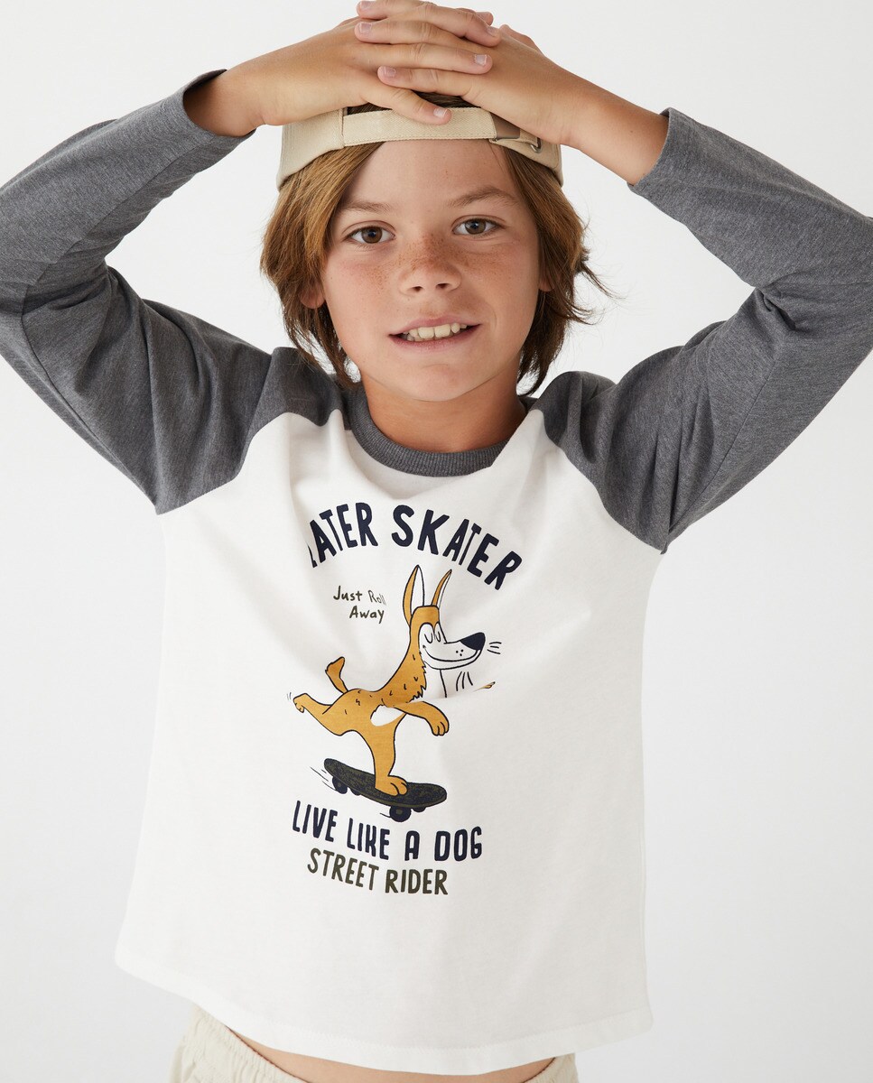 Tshirt à manches longues et col rond