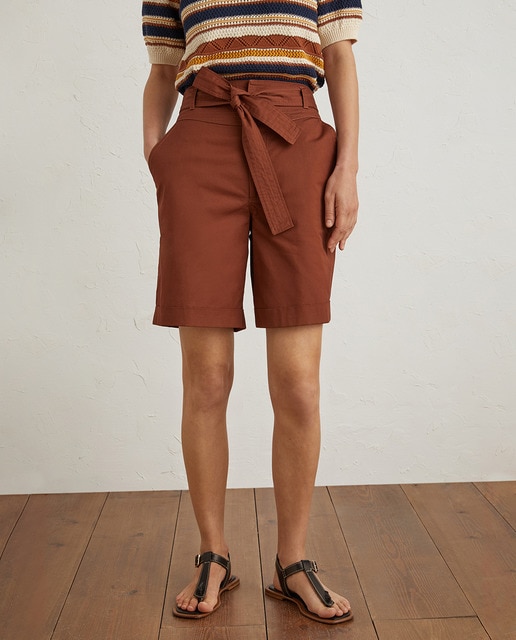 Imagen 0 de Bermuda de mujer de 100% algodón con cinturón