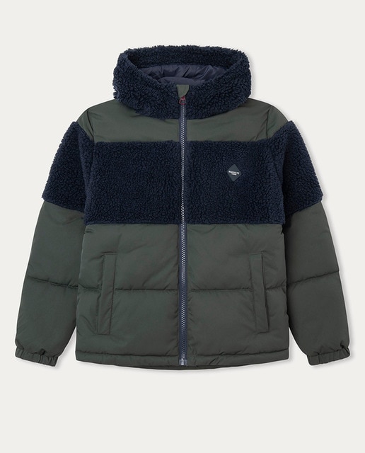 Imagen 0 de Chaqueta bomber de niño con contrastes de tejido en borrego