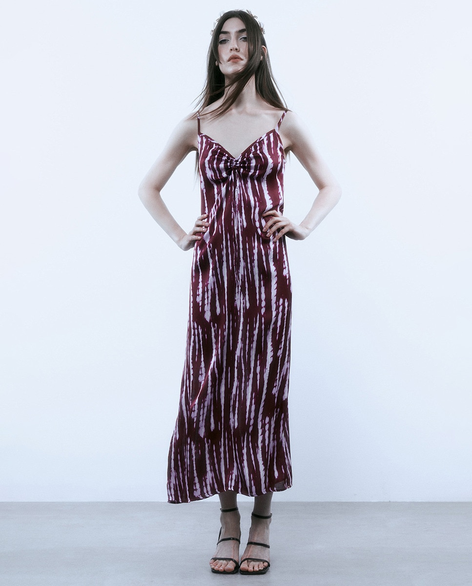 Robe nuisette froncée