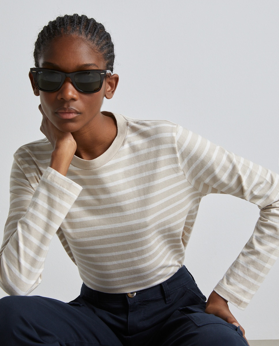 Tshirt basique à motif et manches longues