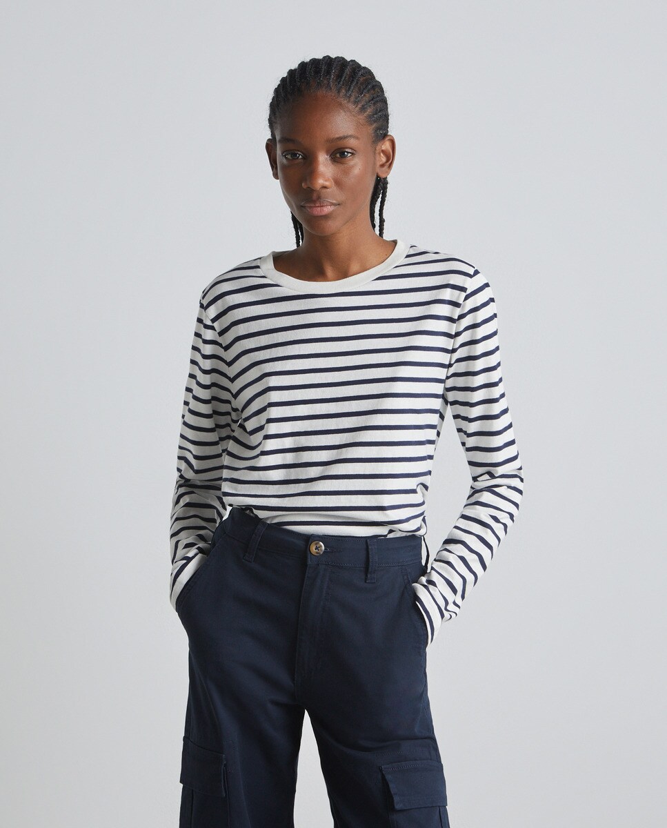 Tshirt basique à motif et manches longues