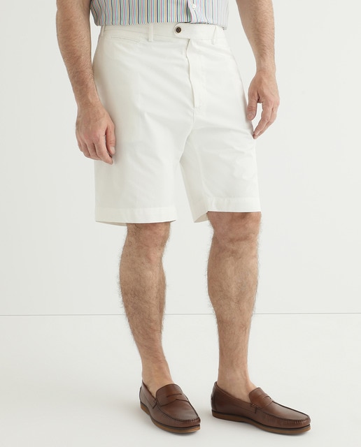 Imagen 0 de Bermuda de hombre lisa camel tallas grandes