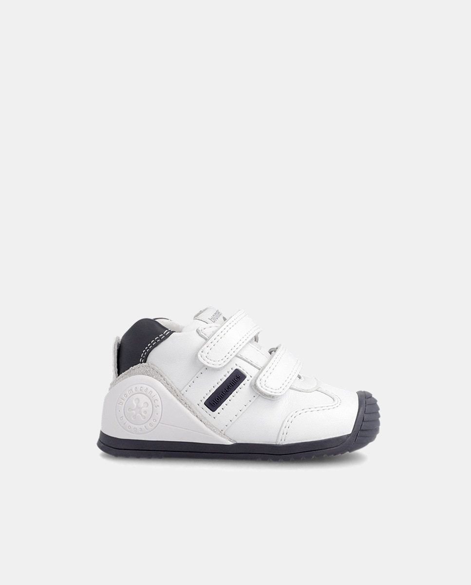 Chaussures basses et avec bout renforcé et double bride autoagrippante