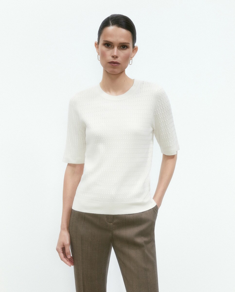 Pull fantaisie à torsades