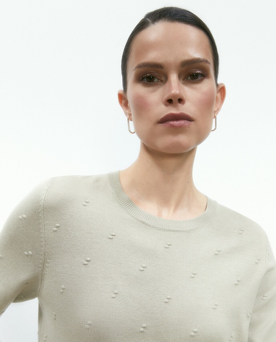 Pull en plumetis uni