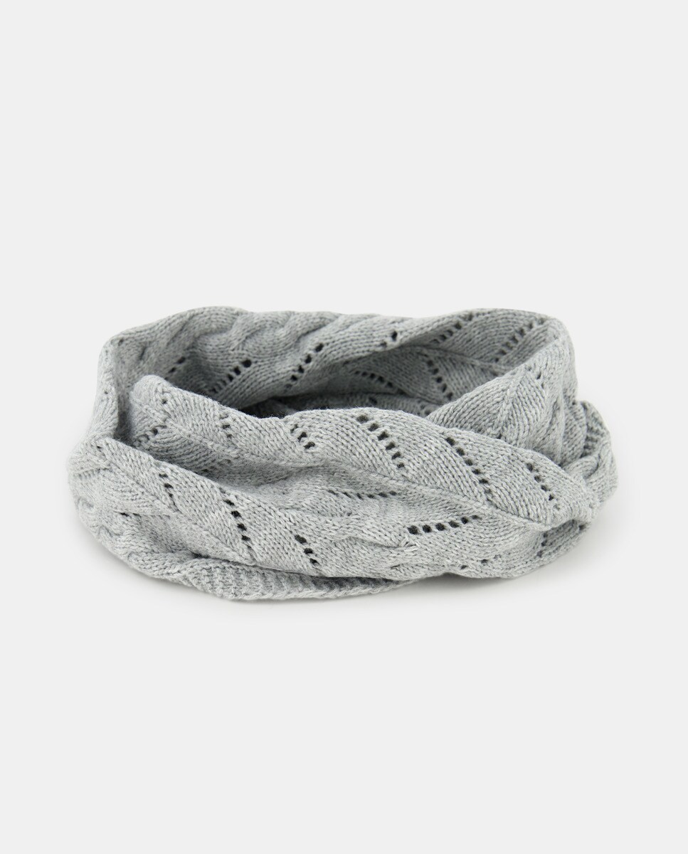 Snood en maille ajourée