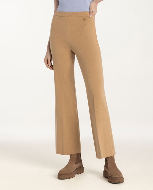 Imagen 0 de Pantalón de mujer de punto y acampanado