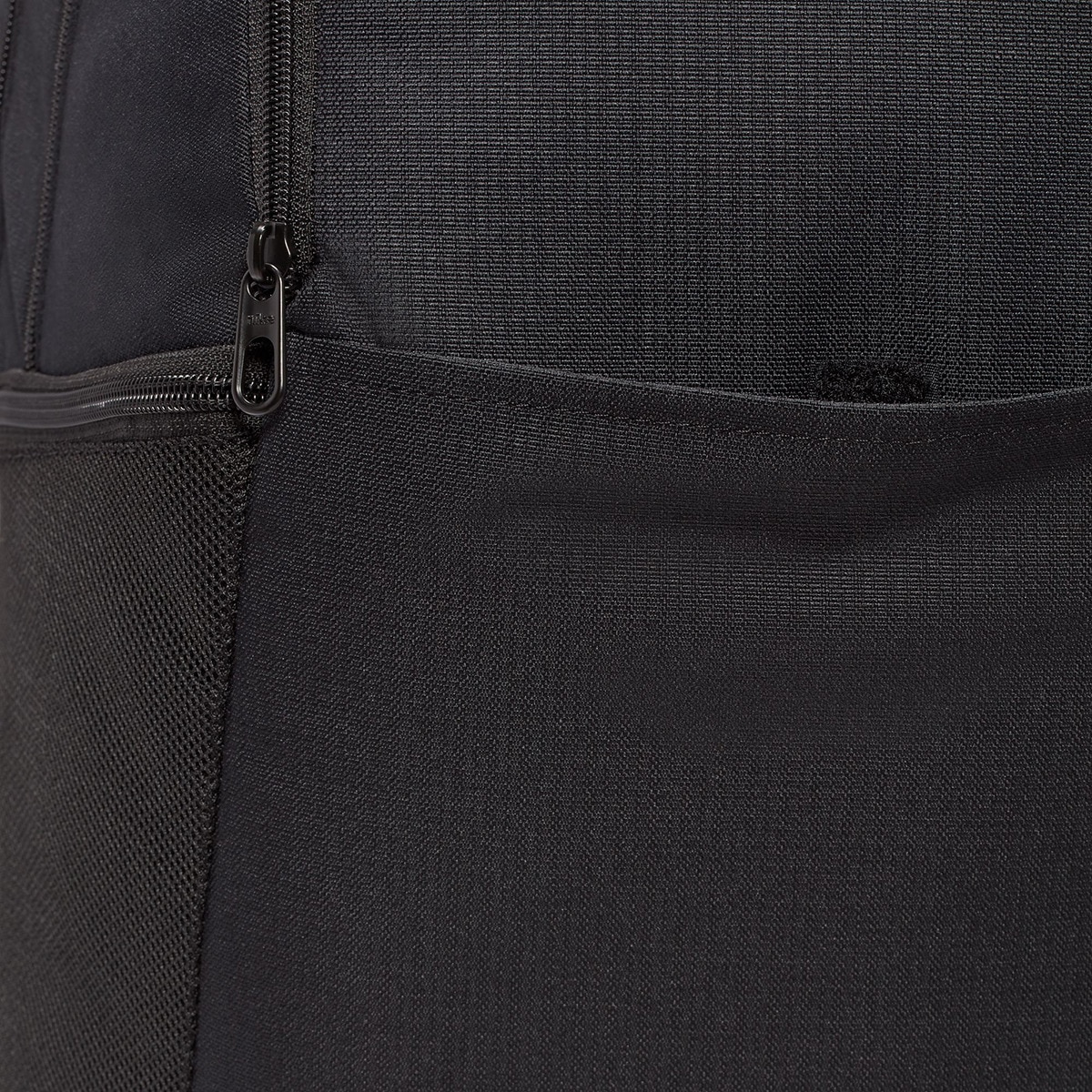 Mochila Brasilia Medium - 24 L Preto-7