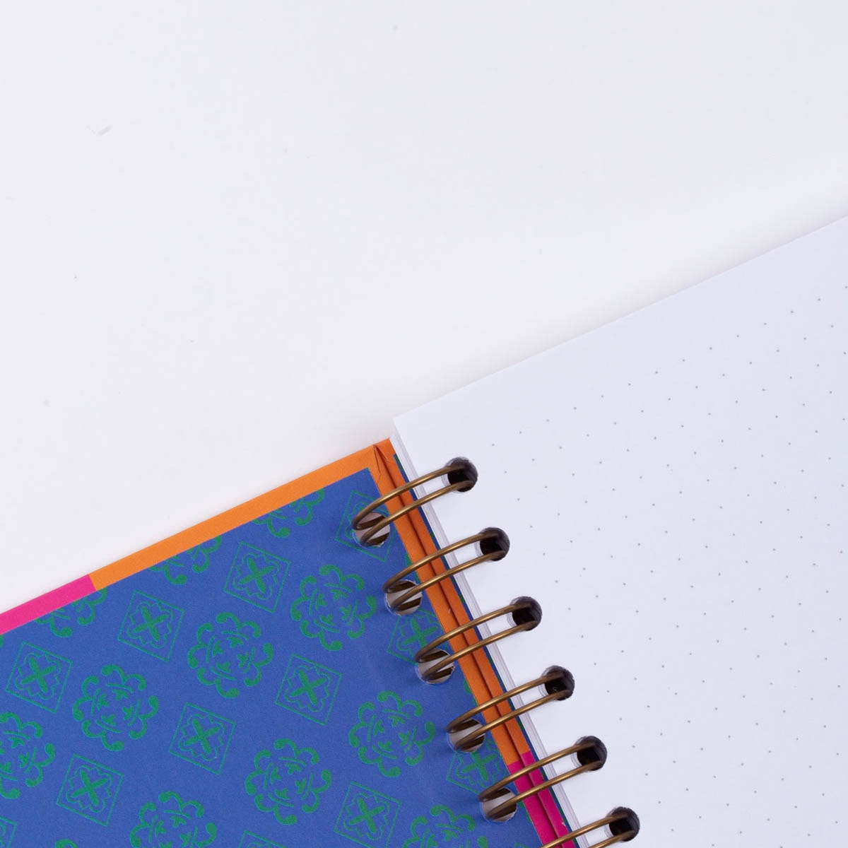 Bloco Espiral de Capa Dura 200 Páginas Disfrutar Espanhol - 150x220 mm - Multicolor Multicolor-6