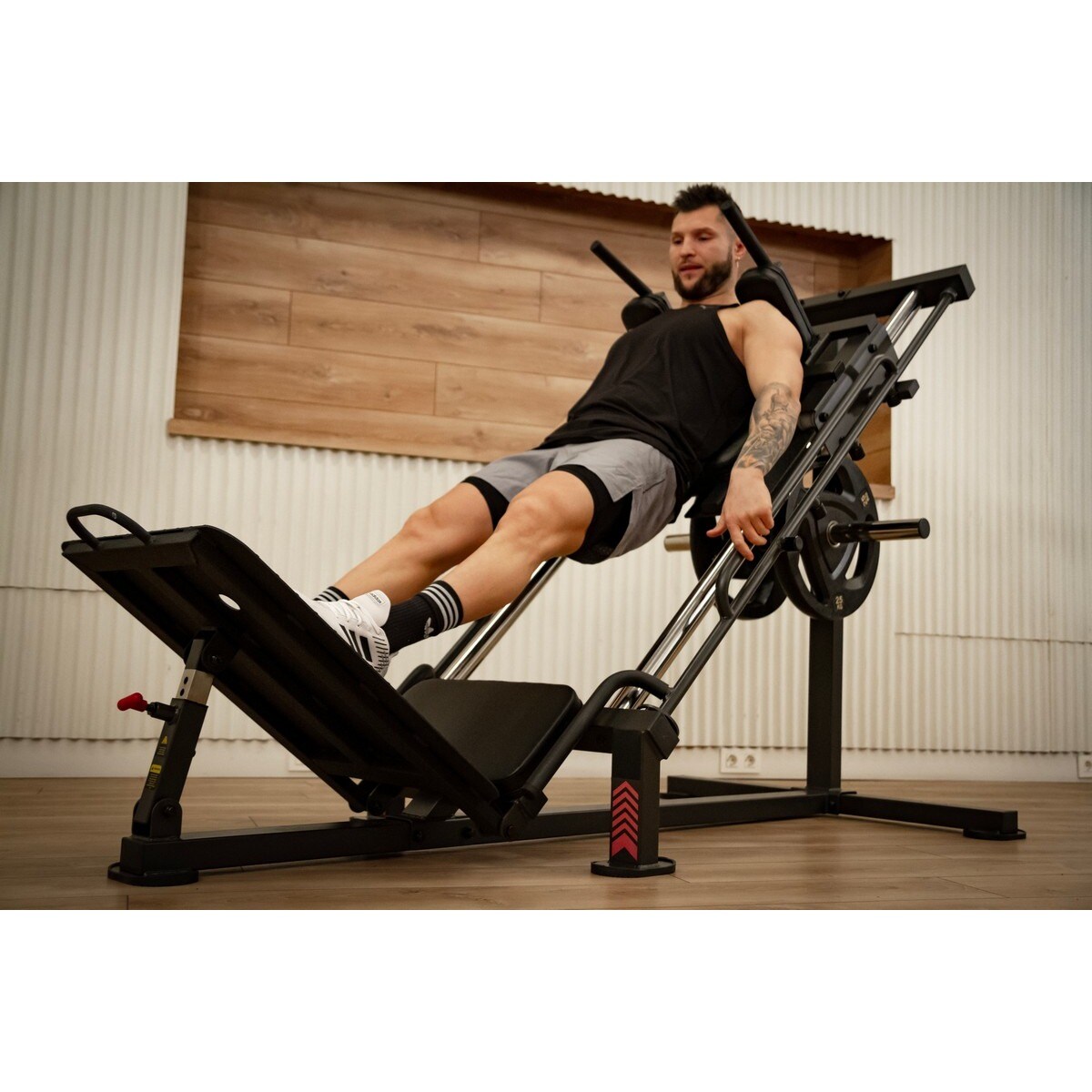 Multi Estação HACK SQUAT/LEG PRES 45º 7