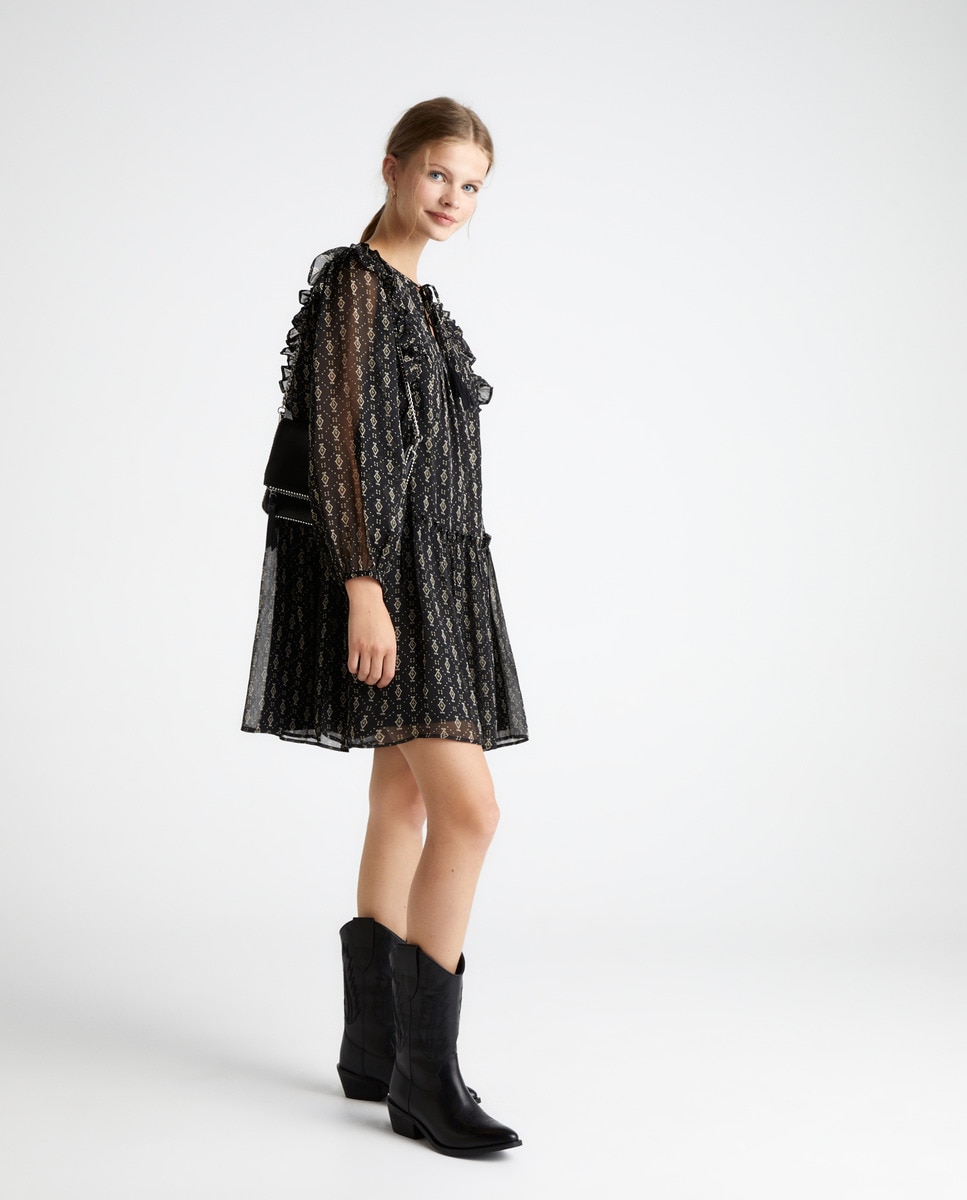 Robe courte manches longues