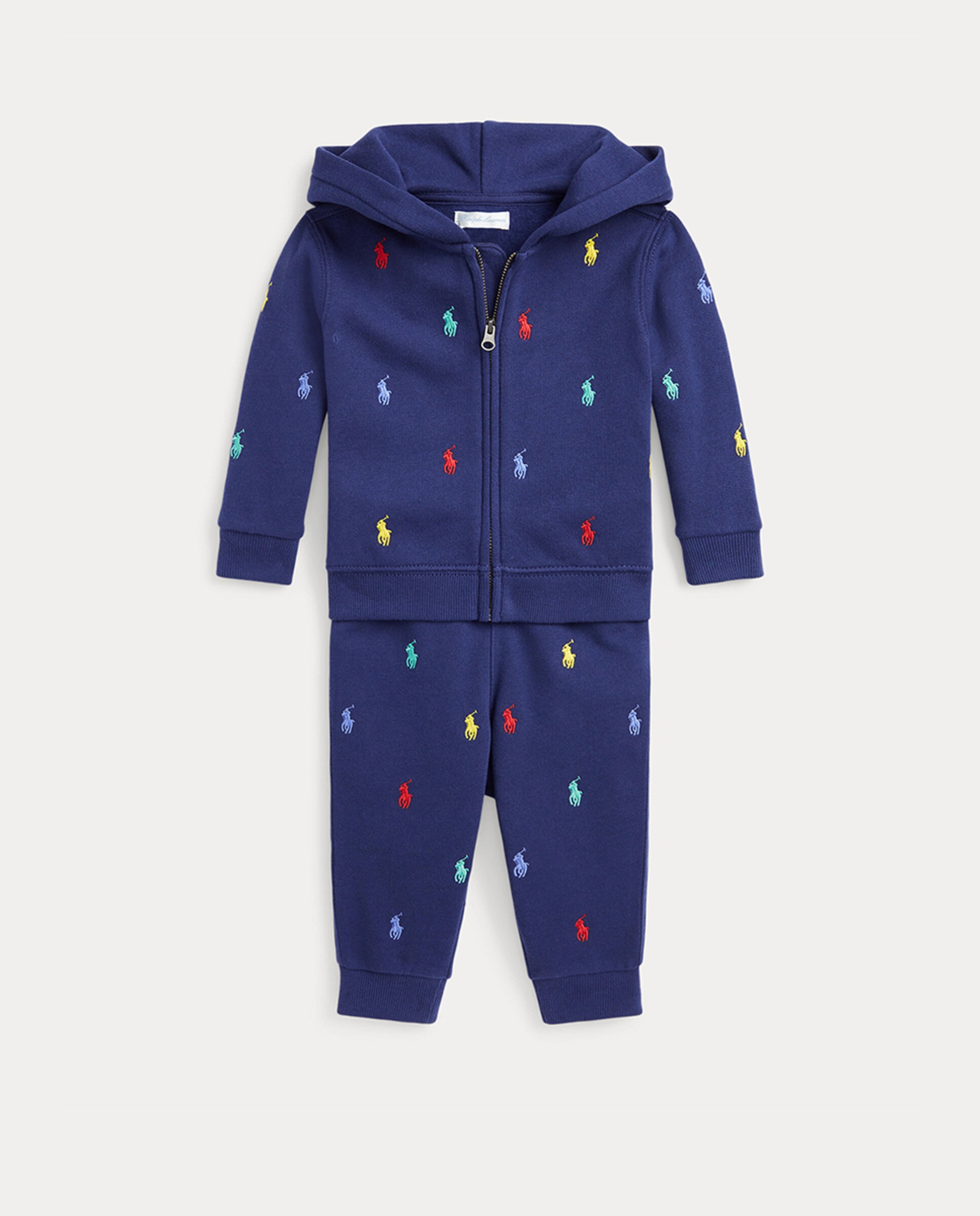 Ensemble à broderies multiples