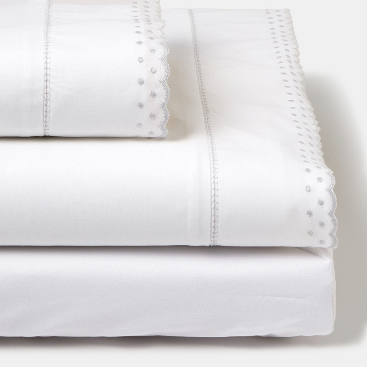 Conjunto de Lençóis Clássicos com Plumeti - 3 Peças (Disponível em Várias Medidas) Cinzento-1