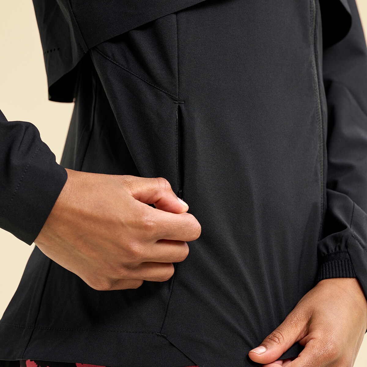 Casaco de Mulher Dynamic Windbreaker Preto-5