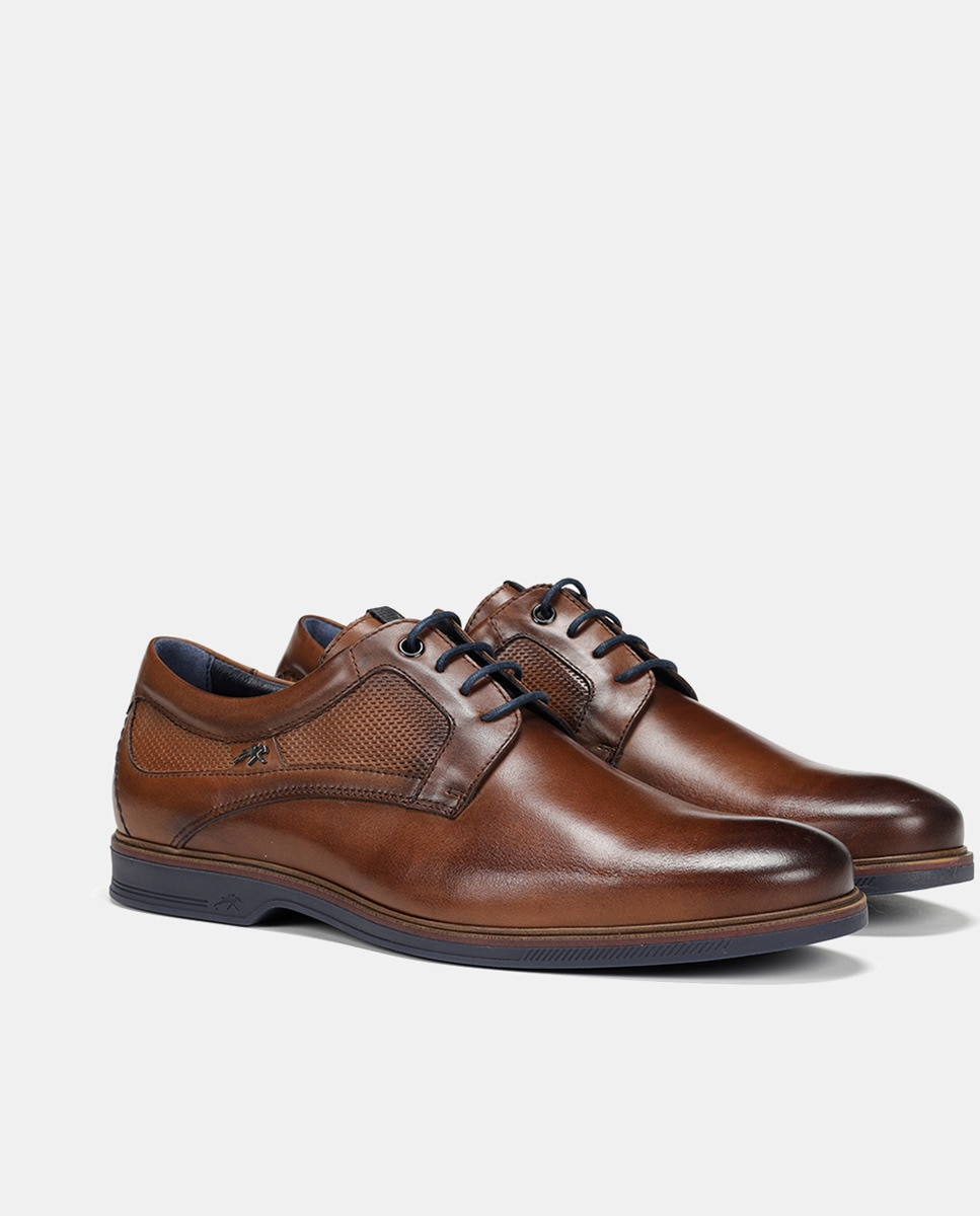 Chaussures à lacets Tristán à empeigne lisse et détails gravés