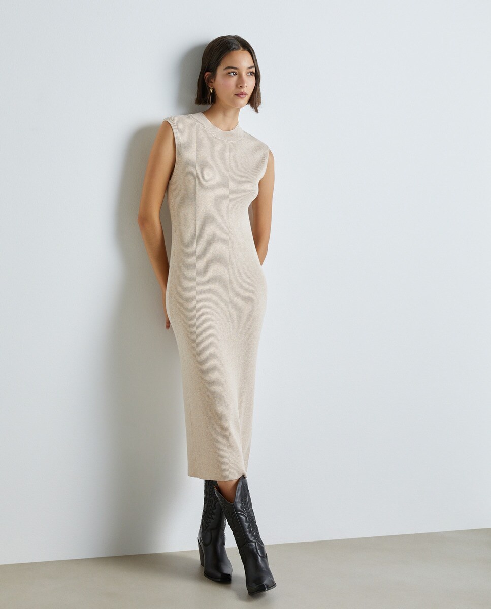 Robe midi en maille côtelée